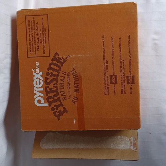 Vintage Pyrex Fireside Naturals Casserole Dish in Wicker Basket- NEW - Picture 3 of 8